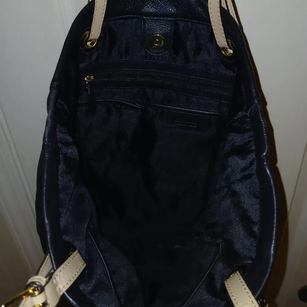 Y2K VTG Michael Kors Pebbled Leather Tote Bag Contrast Handle Gold Tone Hardware